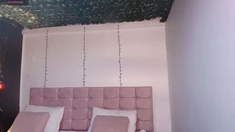 Snapshot of sasharosee_ chatting on September 14, 11:53 am S A S H A R O S E online show from September 14, 11:53 am