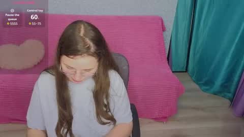 Snapshot of sashavibe chatting on May 14, 7:53 pm Sasha online show from May 14, 7:53 pm