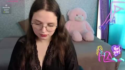 Snapshot of sashavibe chatting on August 5, 2:53 pm Sasha online show from August 5, 2:53 pm