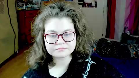 Snapshot of sashy_way chatting on October 24, 11:01 pm .Alexandra online show from October 24, 11:01 pm