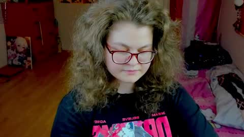.Alexandra online show from May 18, 9:31 pm