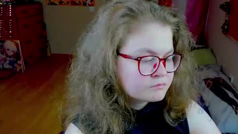 Snapshot of sashy_way chatting on July 10, 9:39 pm .Alexandra online show from July 10, 9:39 pm