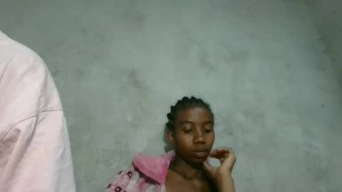 sasivia08 online show from March 24, 12:37 am