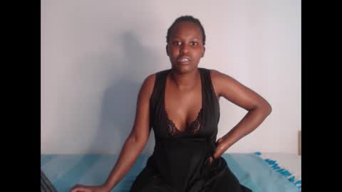 sassy0319 online show from September 15, 9:31 am