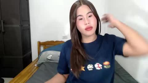 Snapshot of sassy_jane chatting on December 5, 8:11 am Jane online show from December 5, 8:11 am