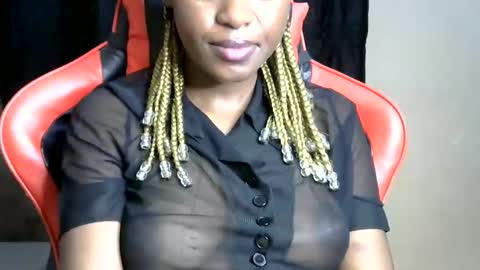 sassy_lyne online show from May 31, 7:48 pm