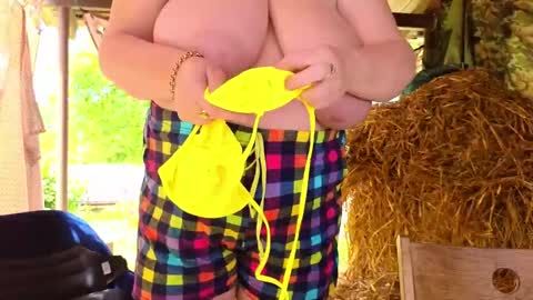 sassy_seasons online show from June 3, 8:17 am