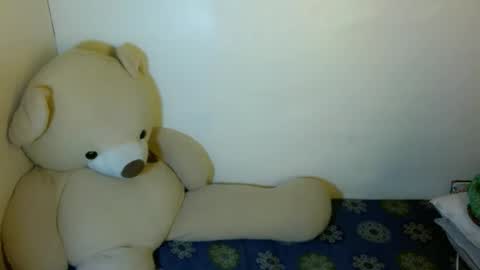 Snapshot of sassy_tinaxx chatting on June 9, 3:18 am sassy_tinaxx online show from June 9, 3:18 am