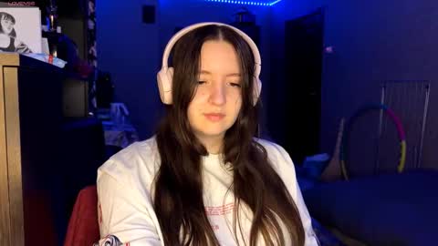 Marmulka or Mary online show from November 26, 5:25 pm