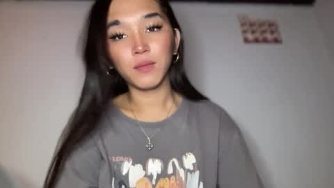 Sassygirl online show from March 4, 10:43 am