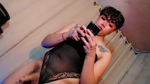 Snapshot of sassyffyra69 chatting on June 13, 3:04 am MARIO LABO online show from June 13, 3:04 am