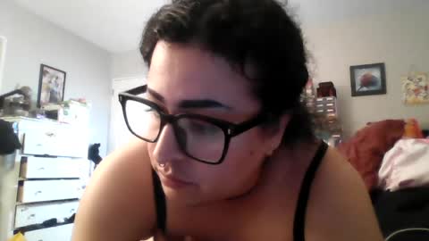 Snapshot of sassypandaxxx chatting on June 16, 2:25 am koolkat online show from June 16, 2:25 am