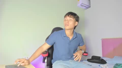 Snapshot of sasuke_uchiha12 chatting on March 9, 7:15 pm Evans Williams online show from March 9, 7:15 pm