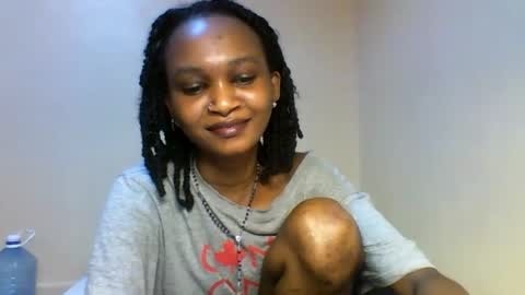 Snapshot of sasy_tina chatting on February 16, 12:51 am Tina online show from February 16, 12:51 am