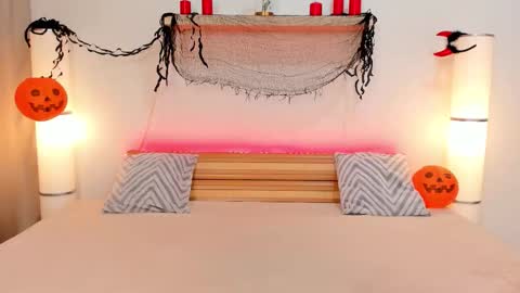 Sati online show from October 24, 7:05 am