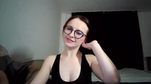 Snapshot of satin_sin chatting on January 16, 7:29 pm Lori online show from January 16, 7:29 pm