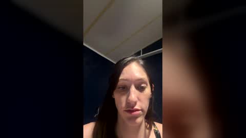 satindreamsxxx online show from April 9, 4:12 am