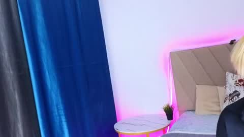 Kati online show from June 19, 9:40 pm
