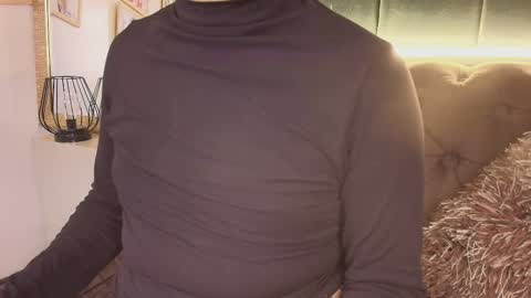 Saturningsweets online show from March 6, 2:24 pm