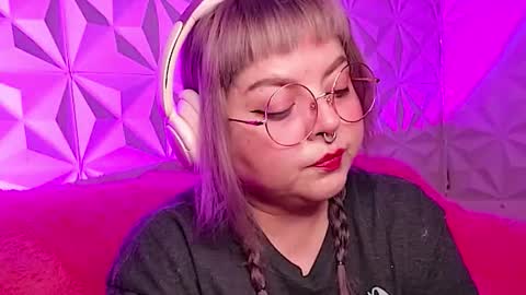 Gina George online show from November 2, 10:12 pm