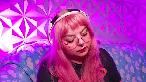 Gina George online show from April 10, 1:44 am