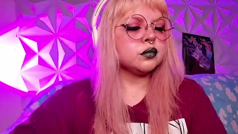 Snapshot of satyn_doll chatting on April 26, 10:18 pm Gina George online show from April 26, 10:18 pm