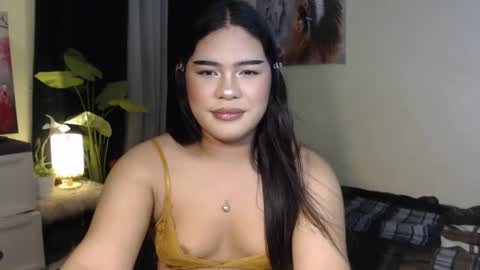 Snapshot of saucey_rhed chatting on January 23, 9:39 am RHED online show from January 23, 9:39 am