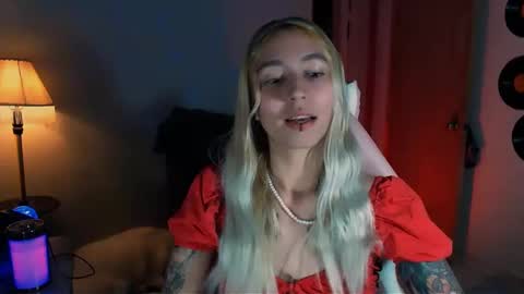 I AM JENN  online show from December 29, 9:52 pm