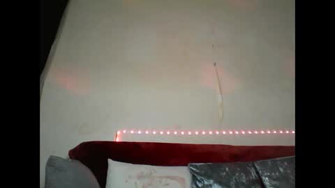 Shaniiice online show from December 26, 3:49 am