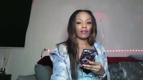 Shaniiice online show from January 2, 1:38 am