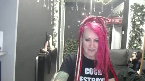 SaucySky online show from February 3, 9:47 am