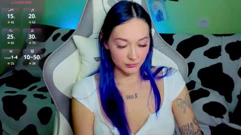 Ariel online show from October 13, 2:44 am