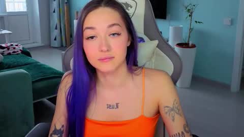 Ariel online show from March 20, 3:11 am