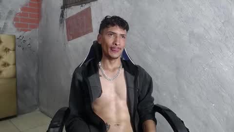 SavageLover  online show from December 16, 4:45 pm