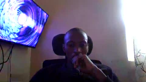 Snapshot of savagelyintimate chatting on June 23, 6:11 am savagelyintimate online show from June 23, 6:11 am