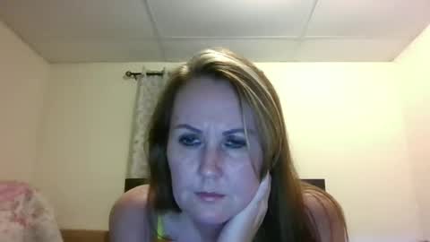 Snapshot of savannaday chatting on October 5, 3:38 am savannaday online show from October 5, 3:38 am