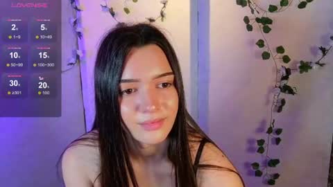 Snapshot of savannah_h chatting on June 28, 8:37 pm savannah_h online show from June 28, 8:37 pm