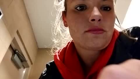 Snapshot of savannahjays chatting on November 20, 2:12 am savannahjays online show from November 20, 2:12 am