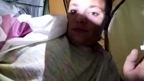 Snapshot of savannahjays chatting on December 16, 4:28 am savannahjays online show from December 16, 4:28 am