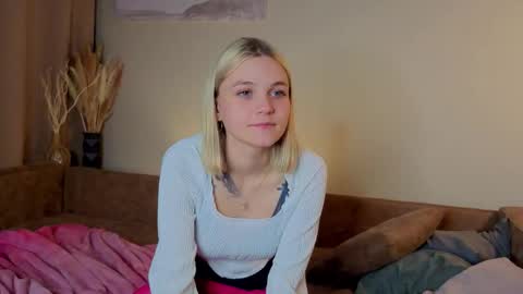 savannahshor online show from October 22, 7:24 pm