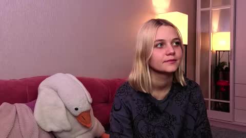 savannahshor online show from October 26, 7:31 pm