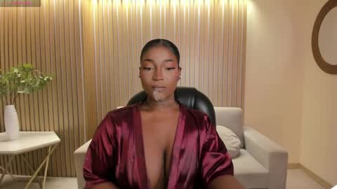 Snapshot of savannahstorm_ chatting on May 31, 9:38 am S a v a n n a h online show from May 31, 9:38 am