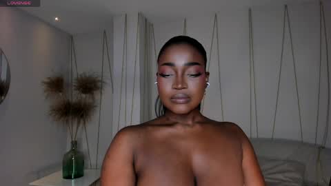Snapshot of savannahstorm_ chatting on June 3, 11:46 am S a v a n n a h online show from June 3, 11:46 am