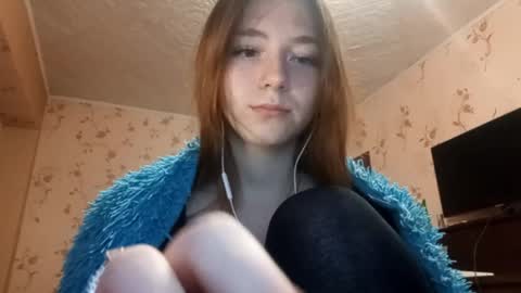 Snapshot of savannasotos chatting on September 11, 3:23 pm Sophie online show from September 11, 3:23 pm