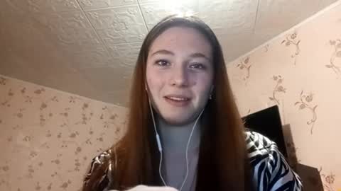 Snapshot of savannasotos chatting on September 19, 3:24 pm Sophie online show from September 19, 3:24 pm