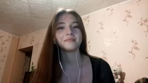Snapshot of savannasotos chatting on September 24, 1:14 pm Sophie online show from September 24, 1:14 pm