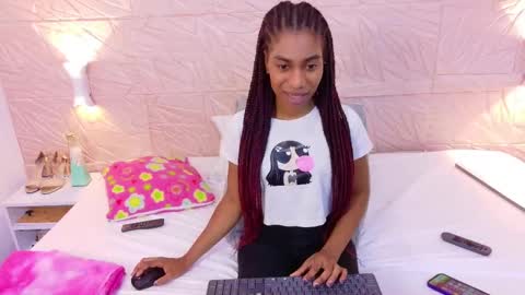 savory_pussy18 online show from September 27, 1:38 pm