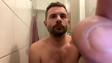 Snapshot of sawa08051989 chatting on December 16, 6:02 pm chamomile online show from December 16, 6:02 pm