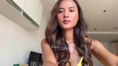 Lydia online show from March 3, 3:23 am