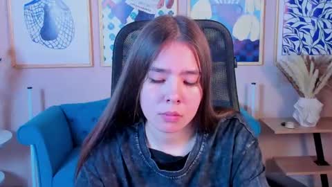 Saya online show from June 17, 8:17 am
